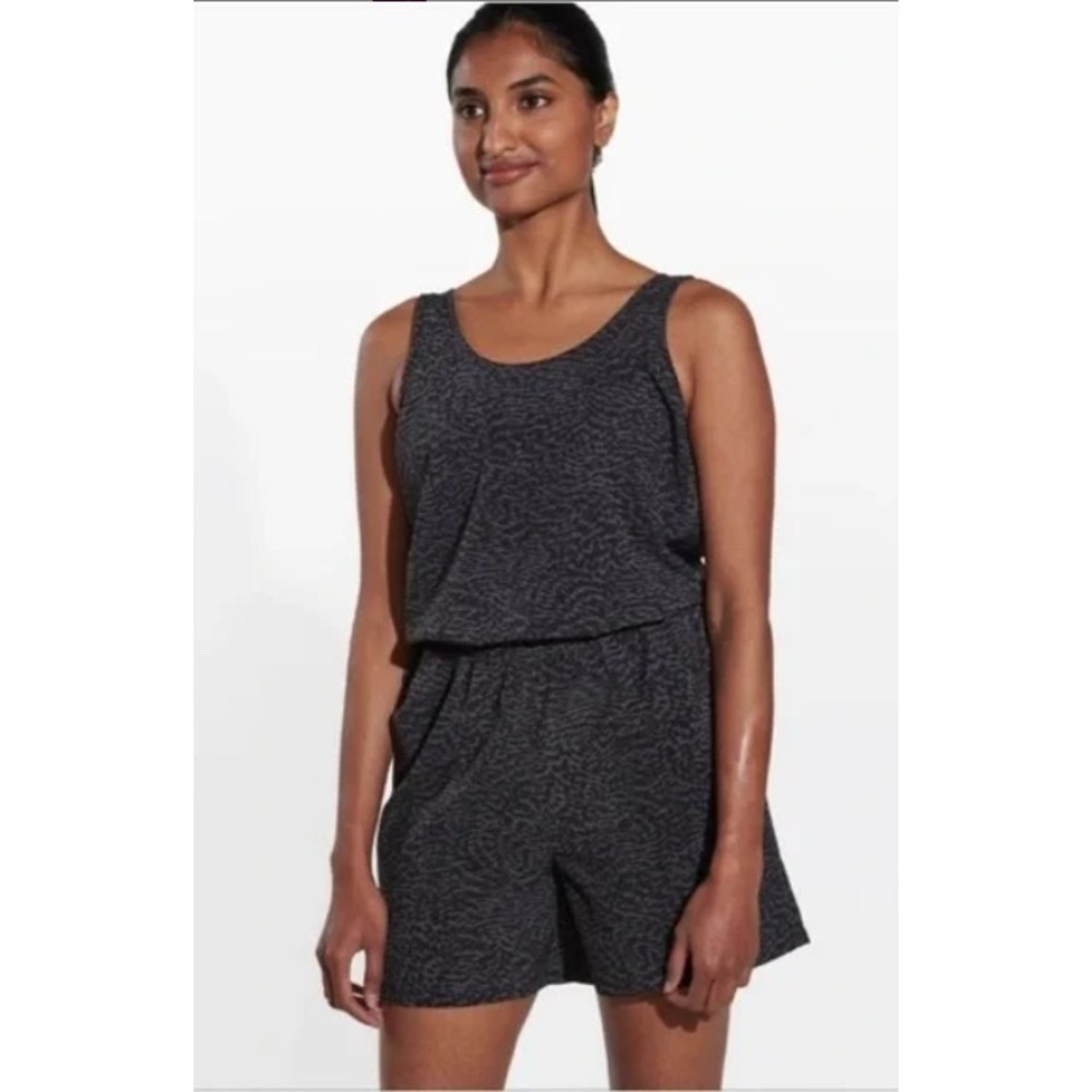 Merrell Sierra Romper Women's Size Medium‎ Black Gray Activewear Water Resistant